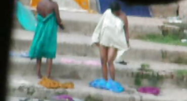 sex hay việt nam! Cô trải dài trên dương vật của một người phim xx đàn ông trẻ hơn.